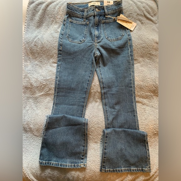 NWT Mango Flare/Boot Cut Jeans High/ Mid waisted - Picture 1 of 3
